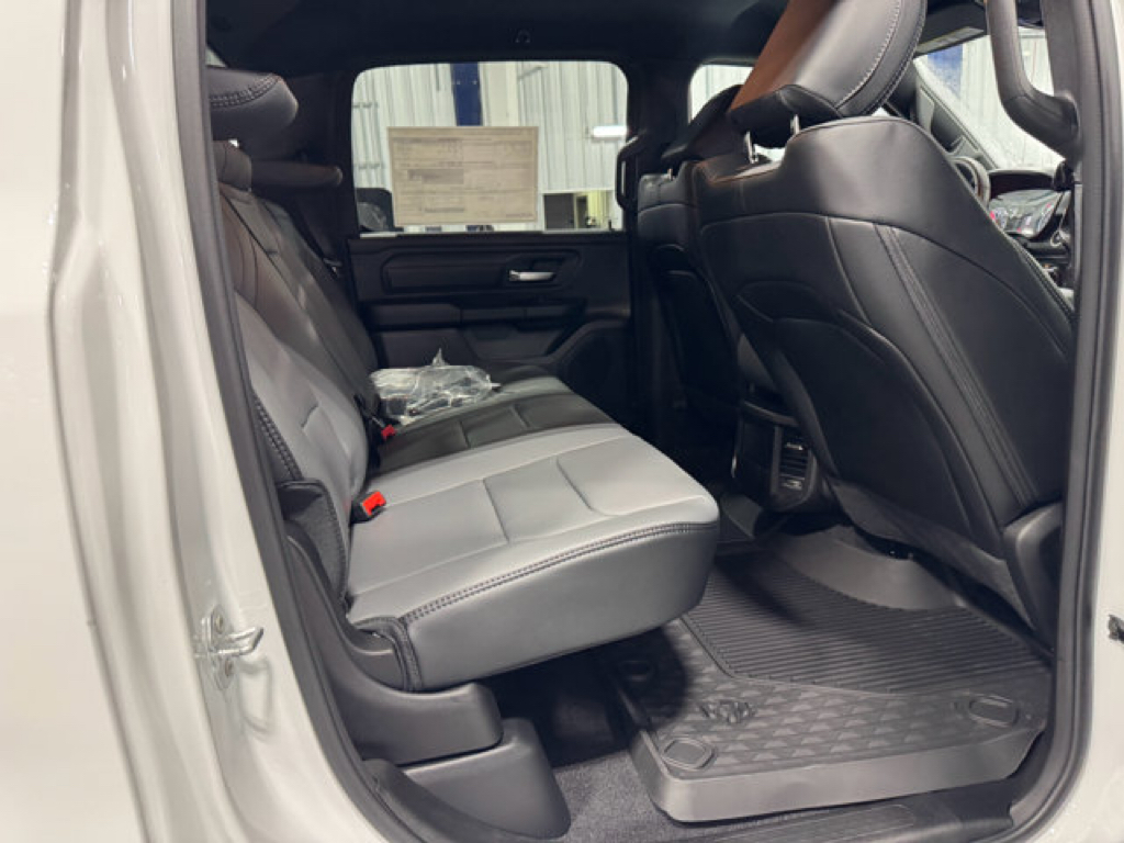 2026 Ram 1500 Tradesman photo 16