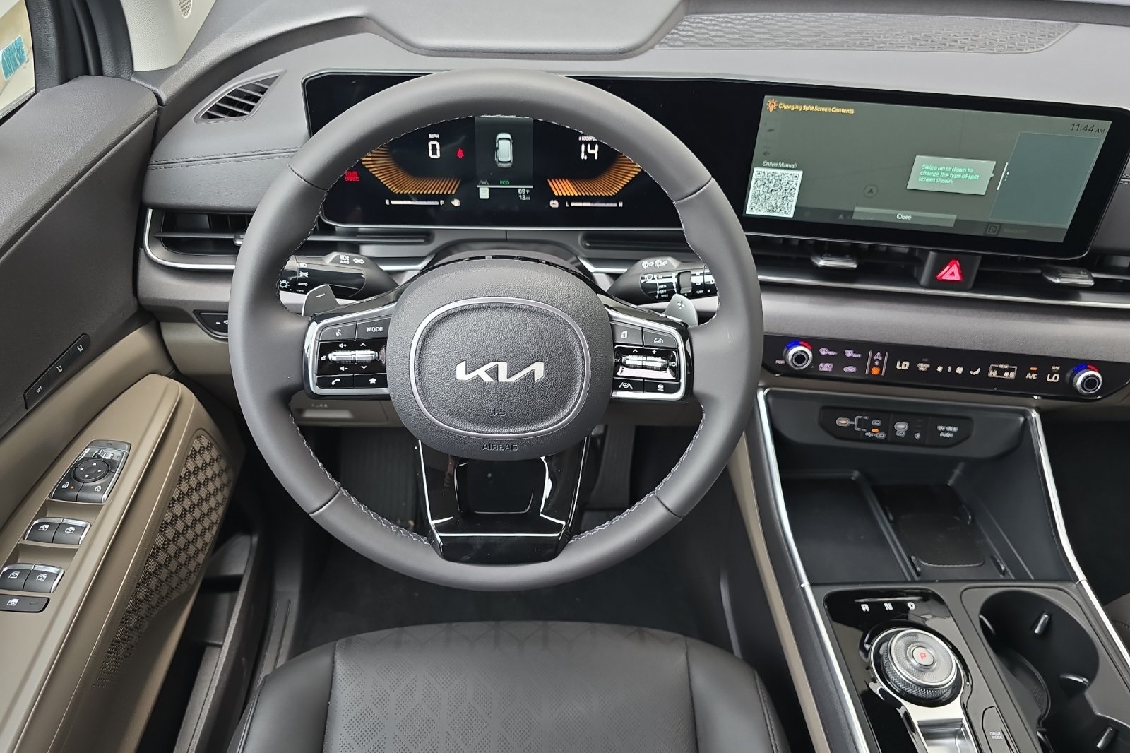 2026 Kia Carnival EX photo 9