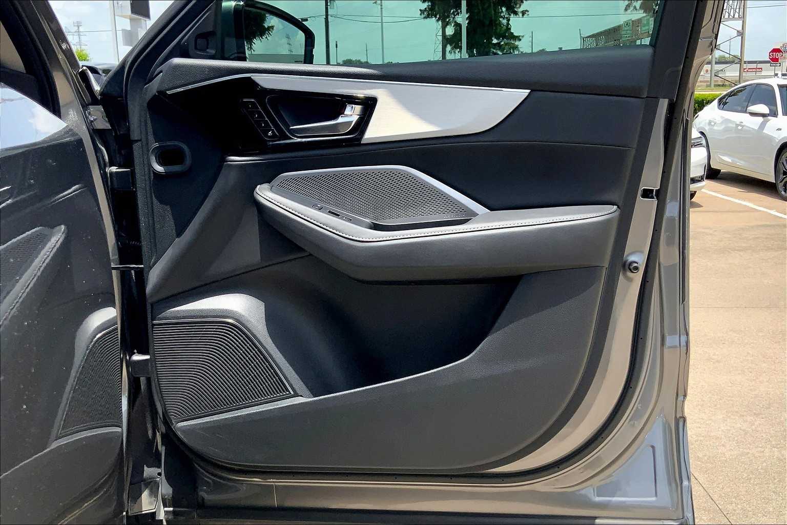 2024 Acura MDX Technology photo 40