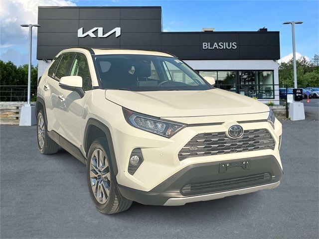 2021 Toyota RAV4 Limited photo 2