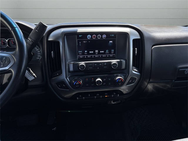 2016 Chevrolet Silverado 1500 LT photo 14
