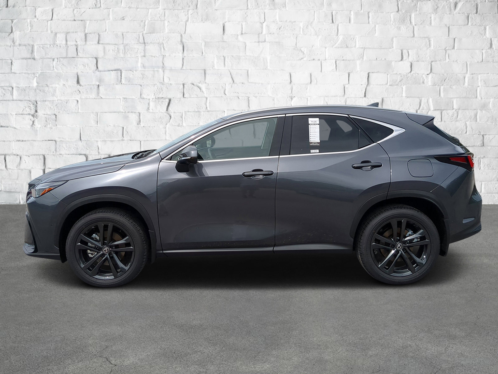 2025 Lexus NX 450h+ Luxury AWD photo 7