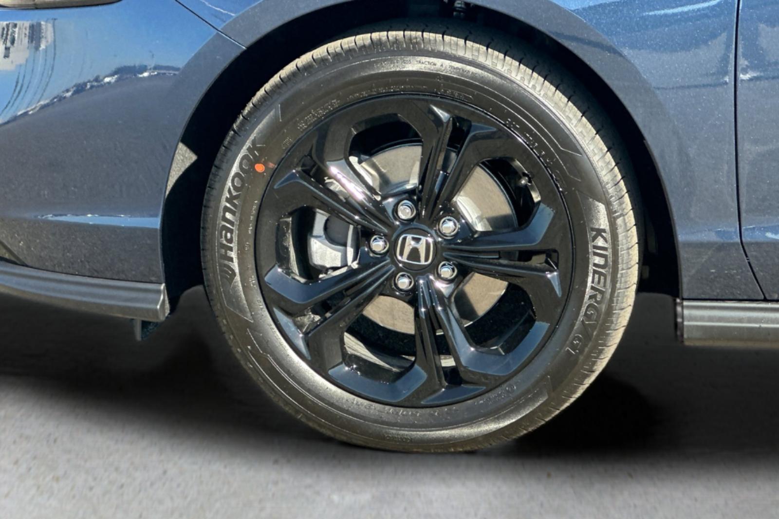 2025 Honda Accord 1.5T SE photo 29