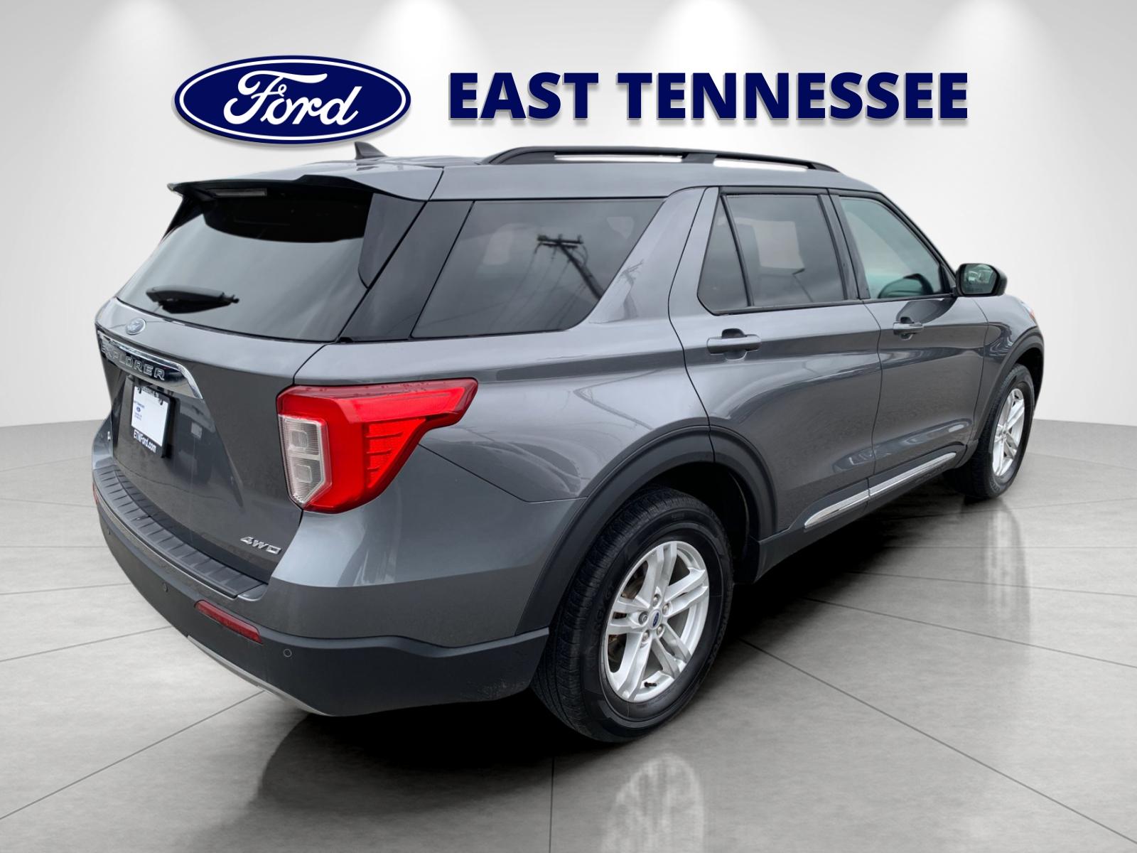 2023 Ford Explorer XLT photo 3