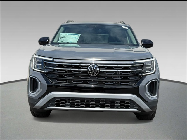 2025 Volkswagen Atlas Peak Edition SE photo 2