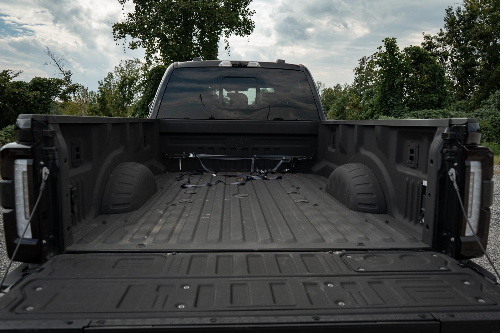 2024 Ford F-450 photo 16
