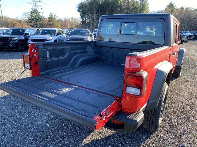 2026 Jeep Gladiator Sport photo 4