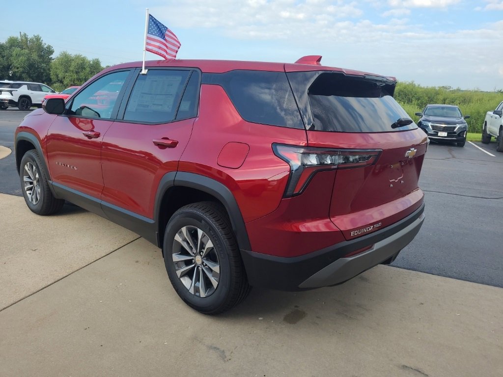 2026 Chevrolet Equinox LT photo 5