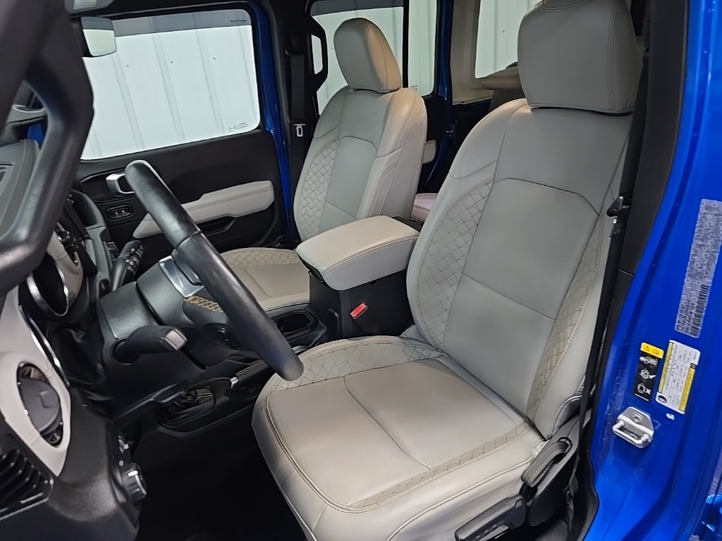 2023 Jeep Wrangler Altitude photo 28