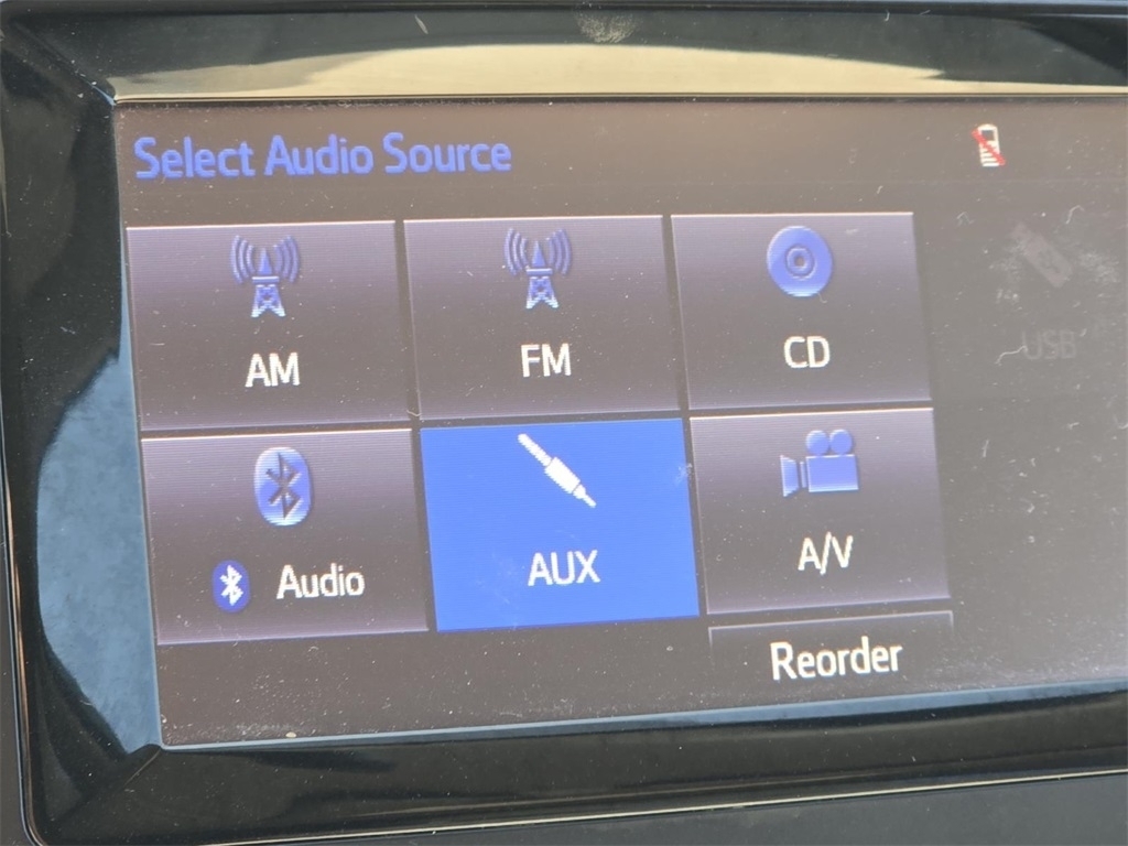 2015 Toyota Highlander LE Plus photo 2