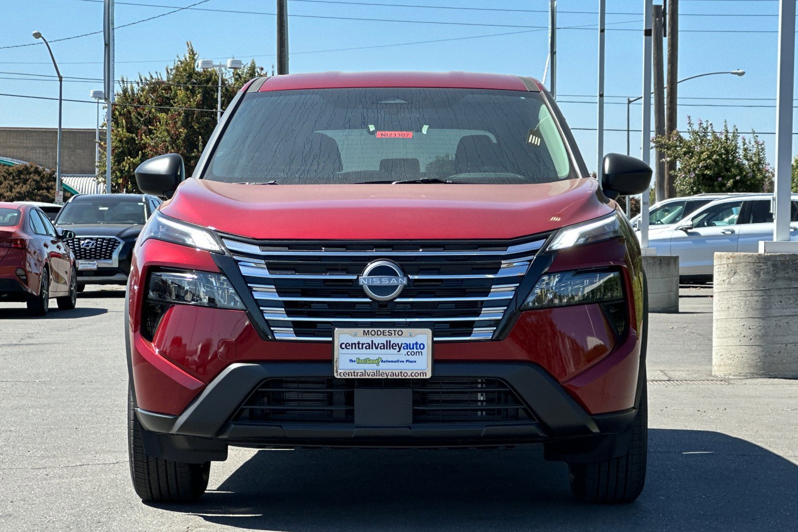 2026 Nissan Rogue S photo 5