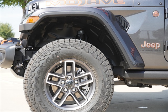 2025 Jeep Gladiator Mojave photo 5