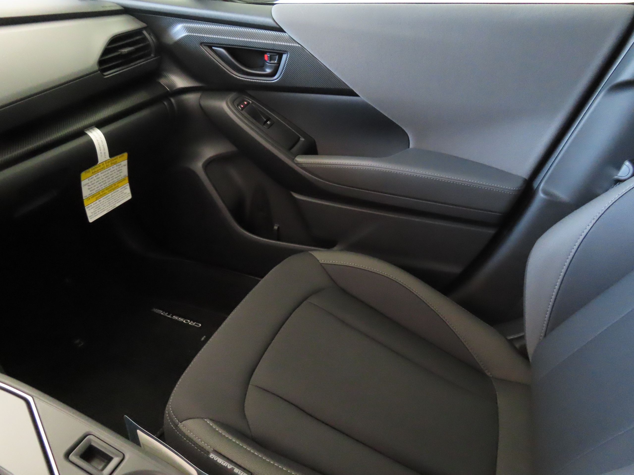 2025 Subaru Crosstrek Premium photo 18