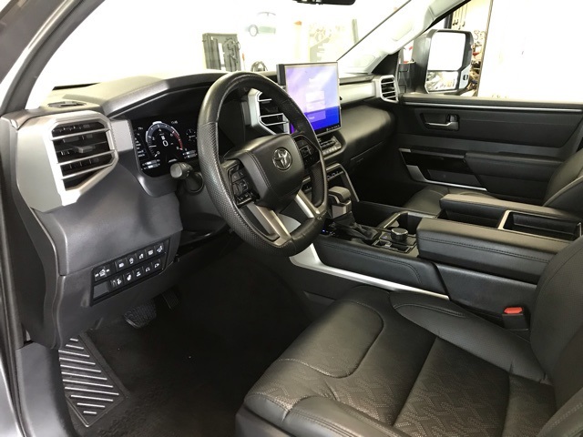 2024 Toyota Tundra Limited photo 11