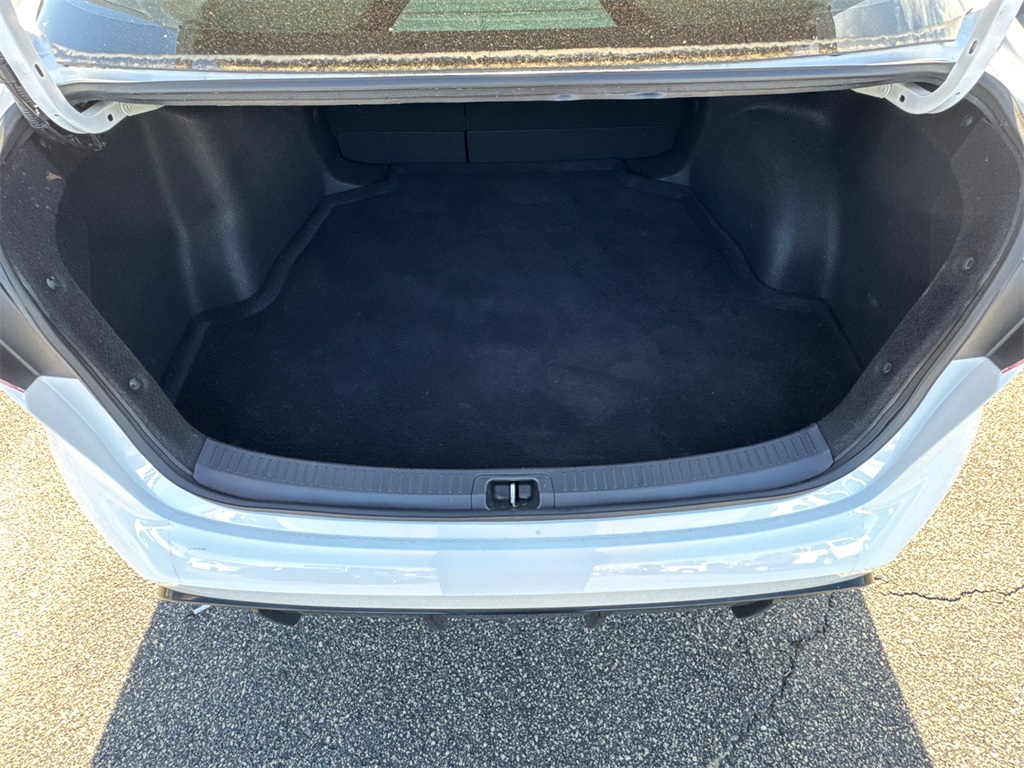 2023 Toyota Corolla SE photo 18