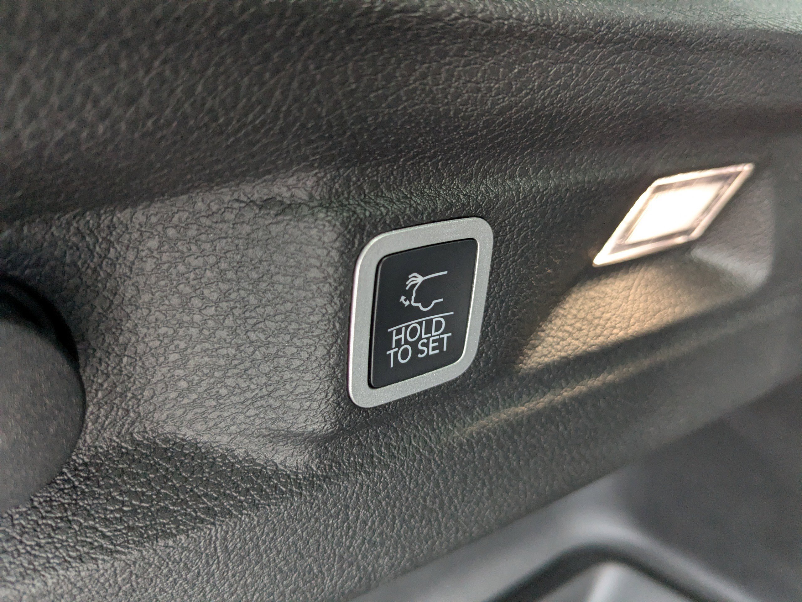 2025 Jeep Grand Cherokee Altitude photo 21
