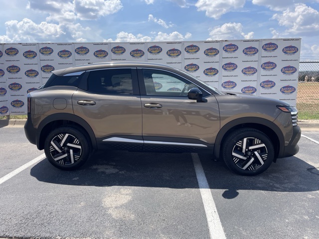 2026 Nissan KICKS SV's photo