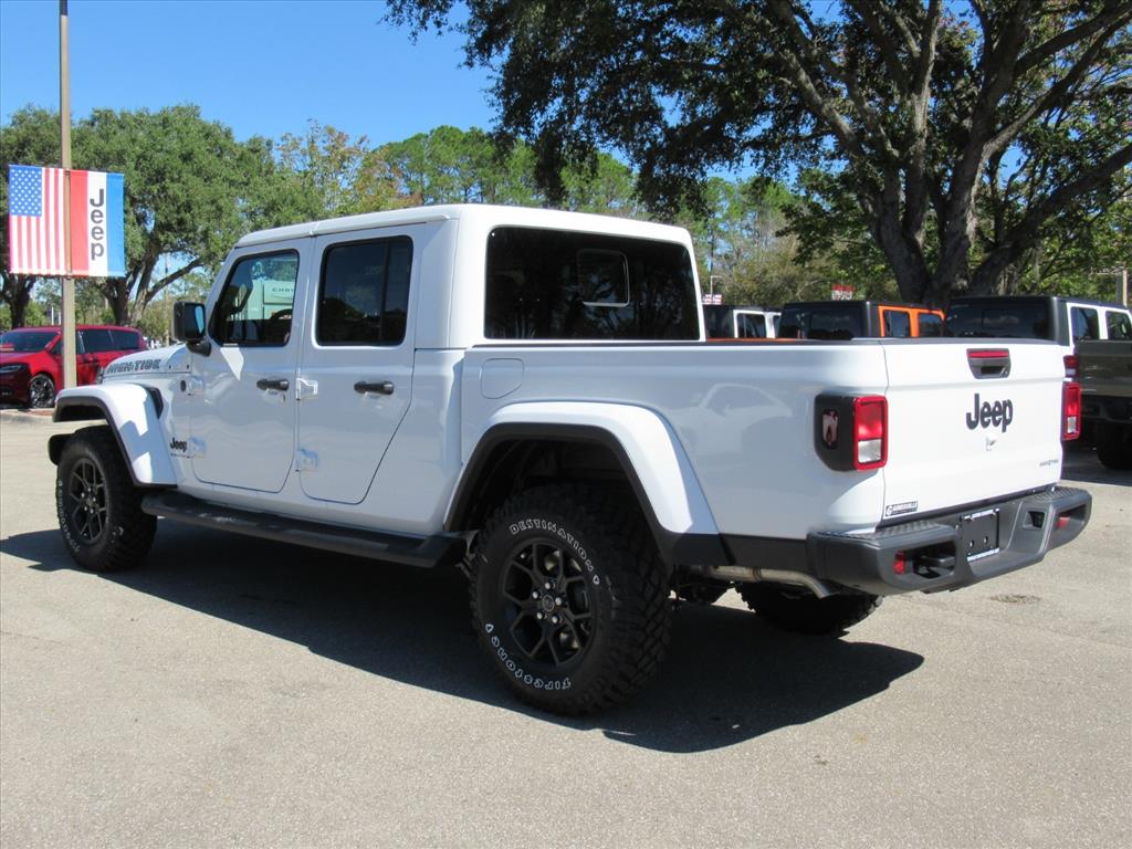 2025 Jeep Gladiator Sport photo 4