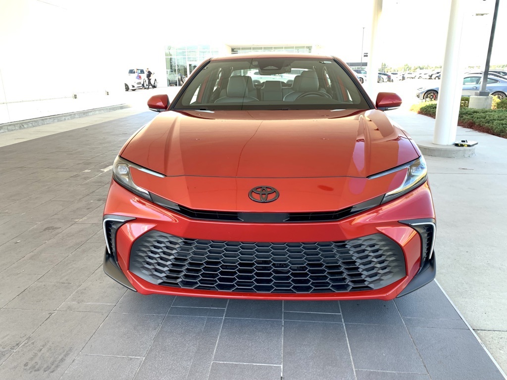2025 Toyota Camry SE photo 2
