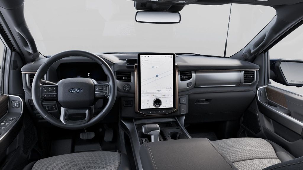 2025 Ford F-150 Lightning Lariat photo 6