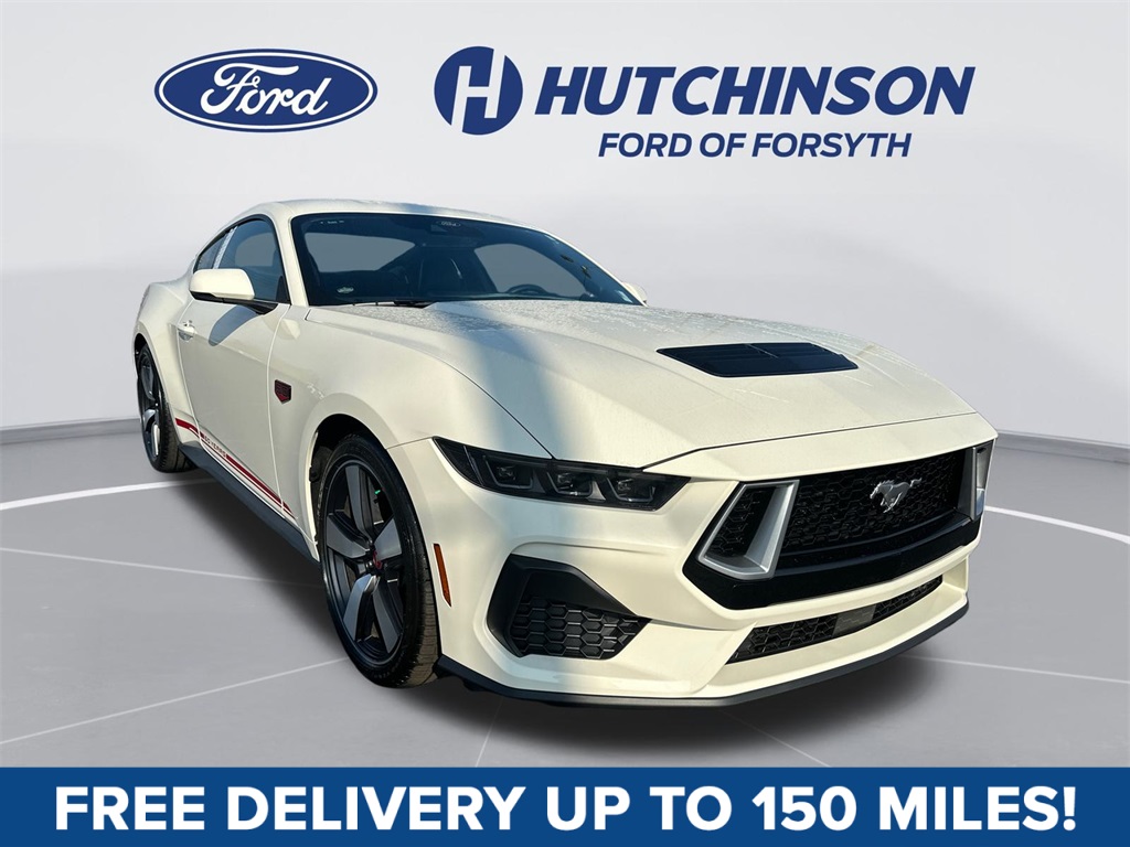 2025 Ford Mustang GT Premium's photo