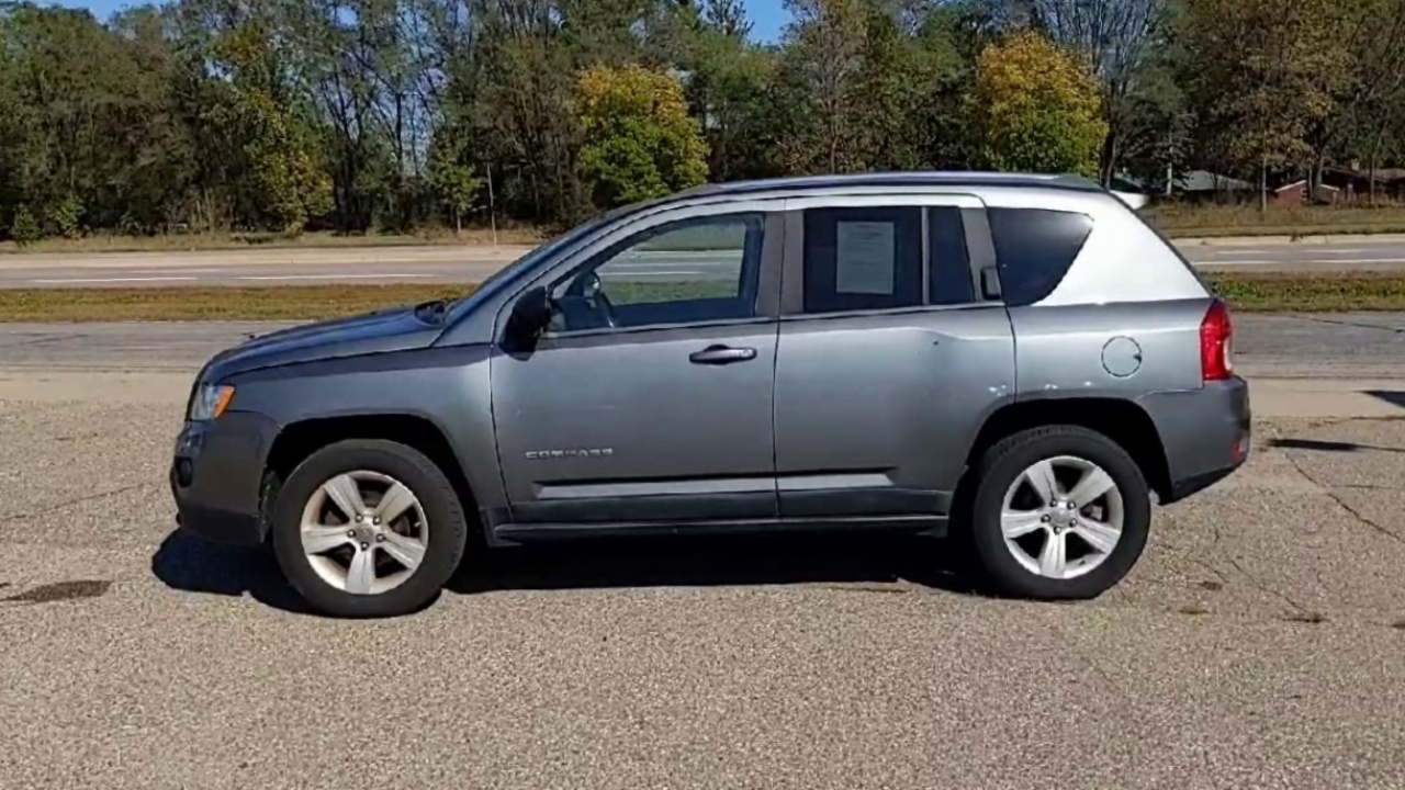 2011 Jeep Compass's photo