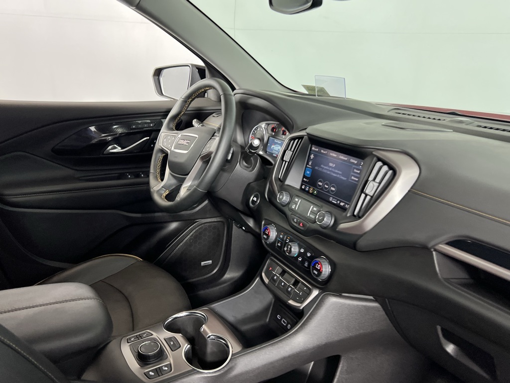2024 Gmc Terrain AT4 photo 25