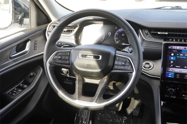 2023 Jeep Grand Cherokee Limited photo 14
