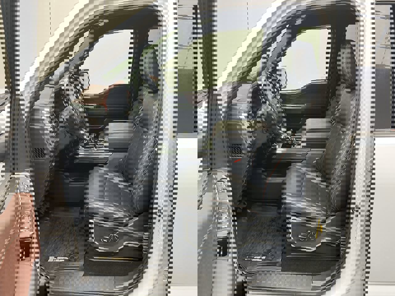 2022 Ford F-150 XL photo 3