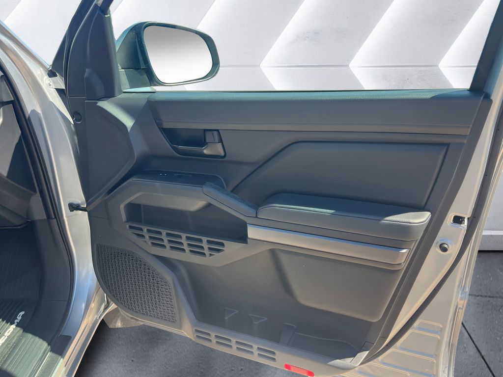 2024 Toyota Tacoma SR5 photo 14