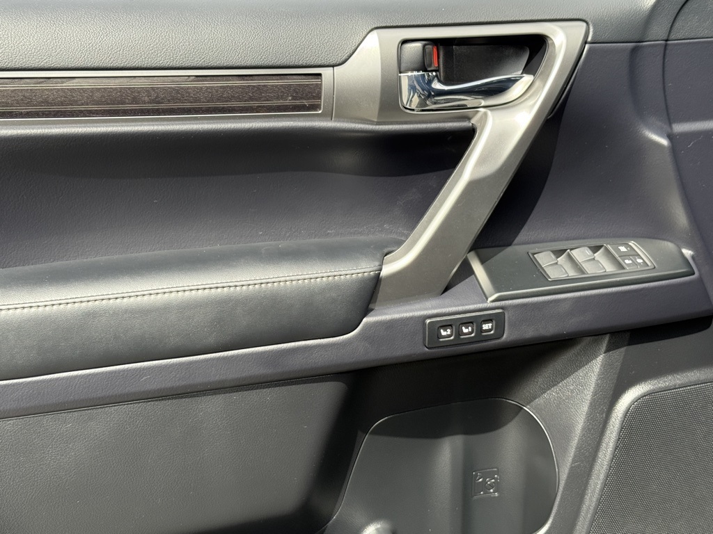 2023 Lexus GX 460 photo 11