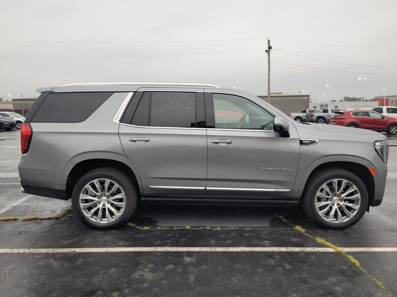 2023 Gmc Yukon Denali photo 2