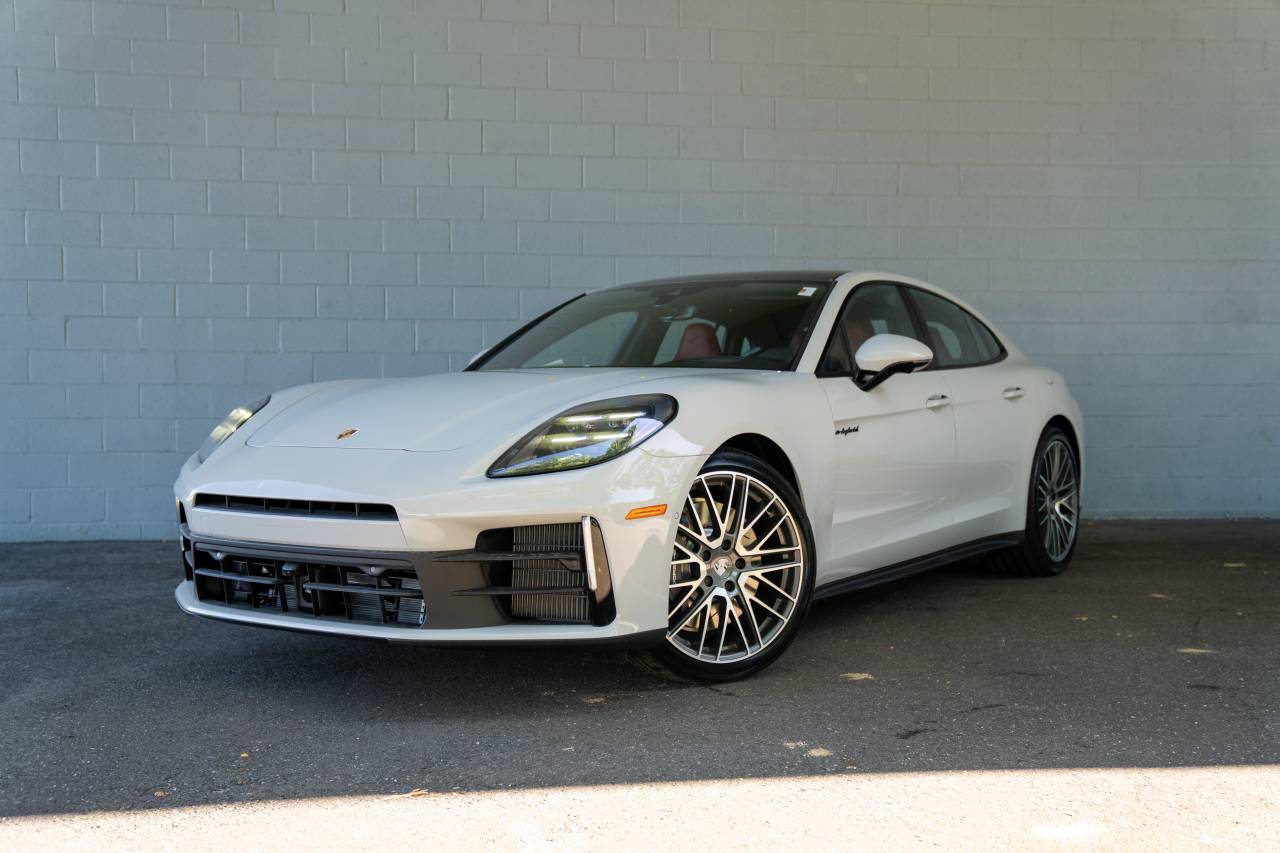 2026 Porsche Panamera