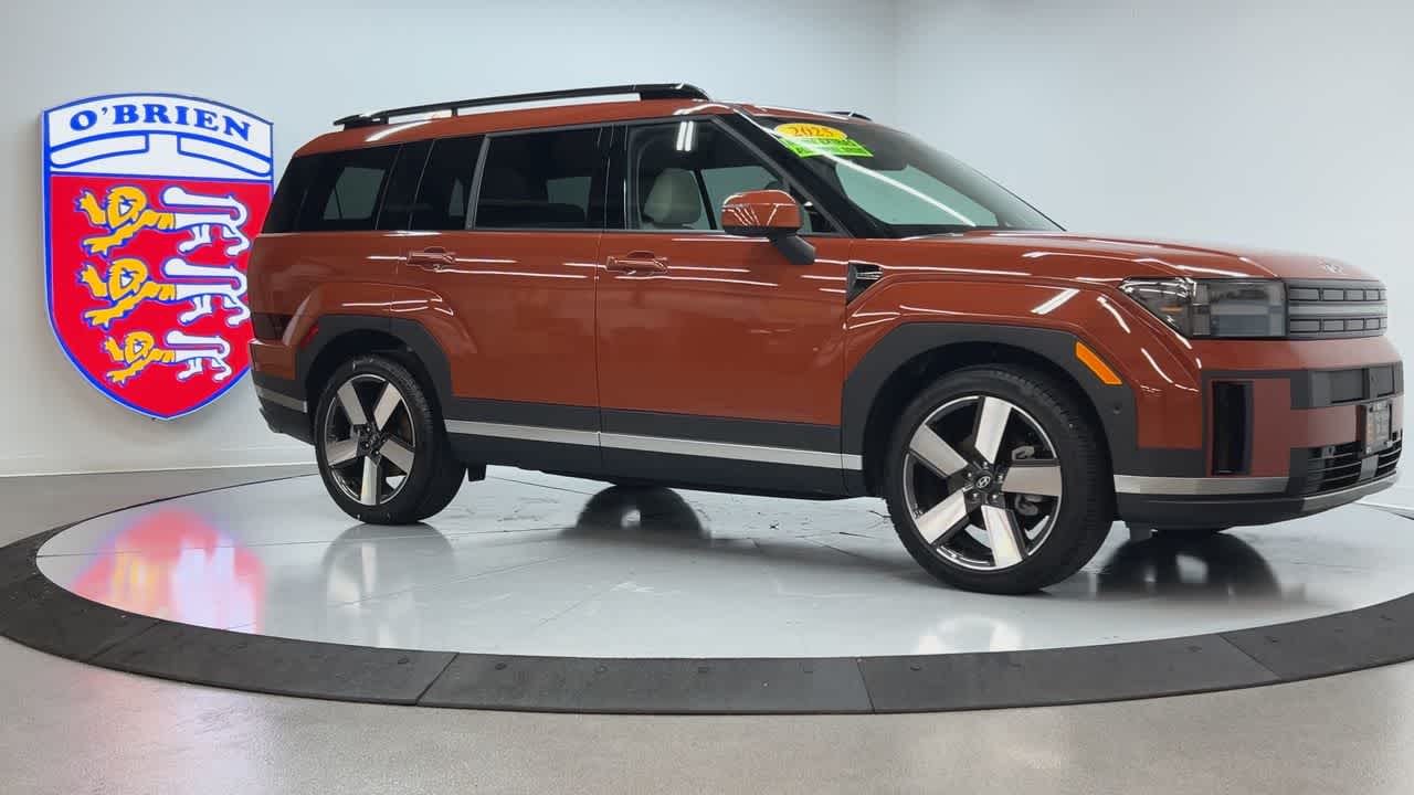 2025 Hyundai Santa Fe Limited photo 3