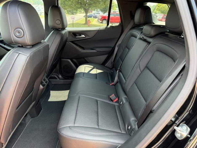 2026 Chevrolet Equinox LT photo 14