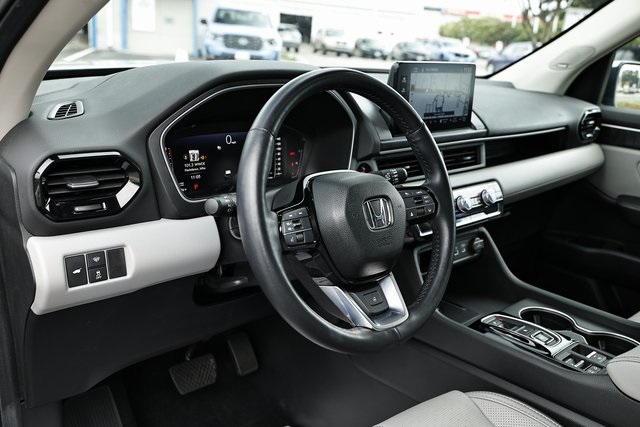 2025 Honda Pilot Elite photo 21