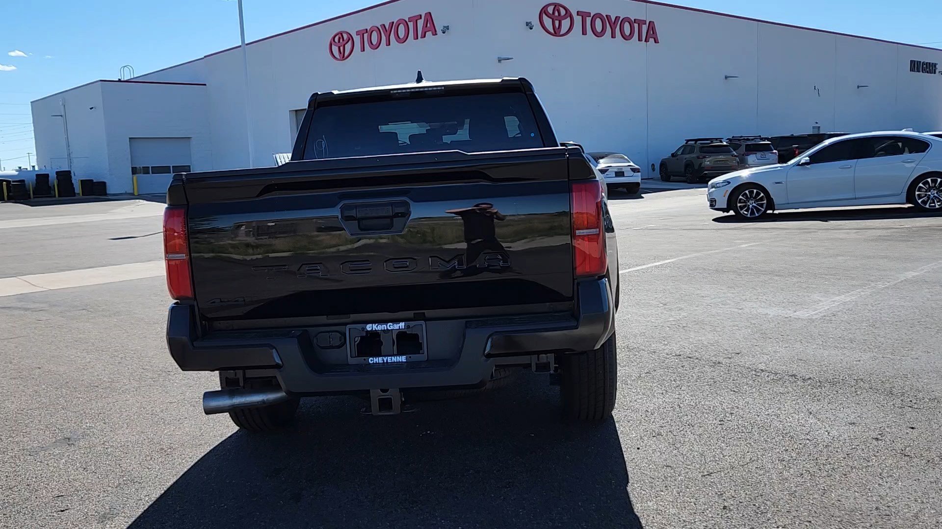 2025 Toyota Tacoma SR5 photo 3