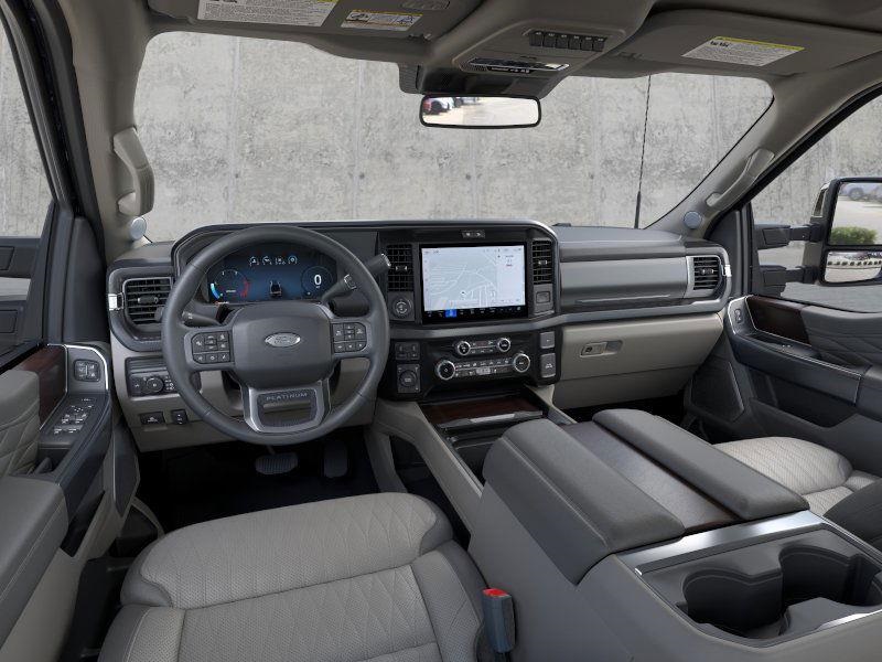 2025 Ford F-450 Super Duty Platinum