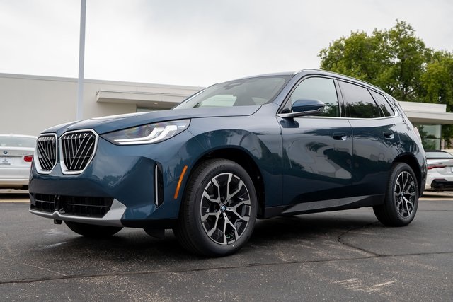 2026 BMW X3 30's photo