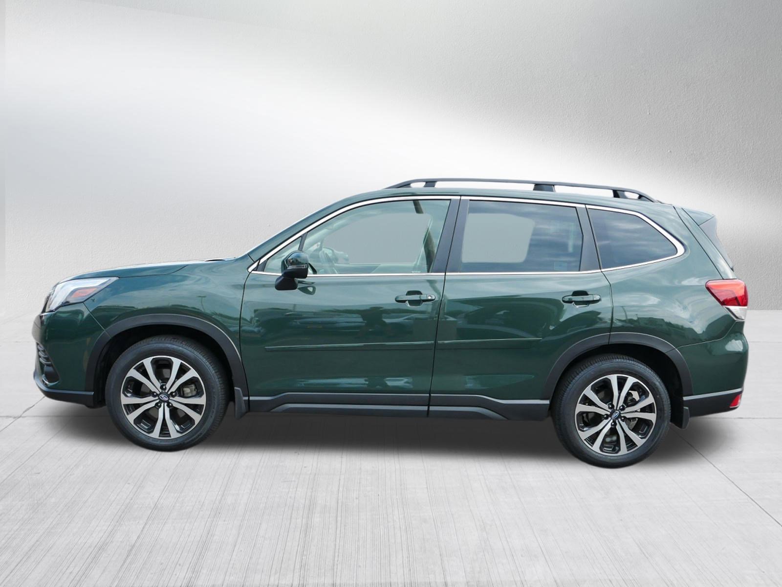 2023 Subaru Forester Limited photo 4