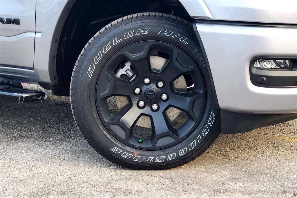 2025 Ram 1500 Big Horn Lone Star photo 3
