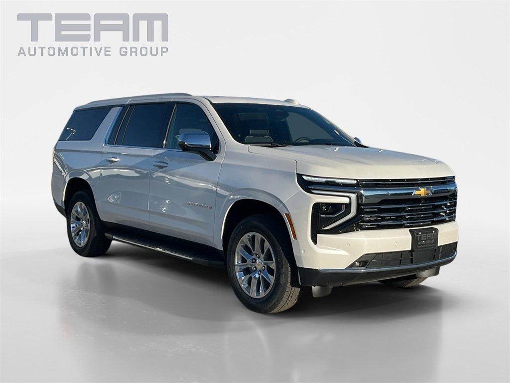 2025 Chevrolet Suburban Premier's photo