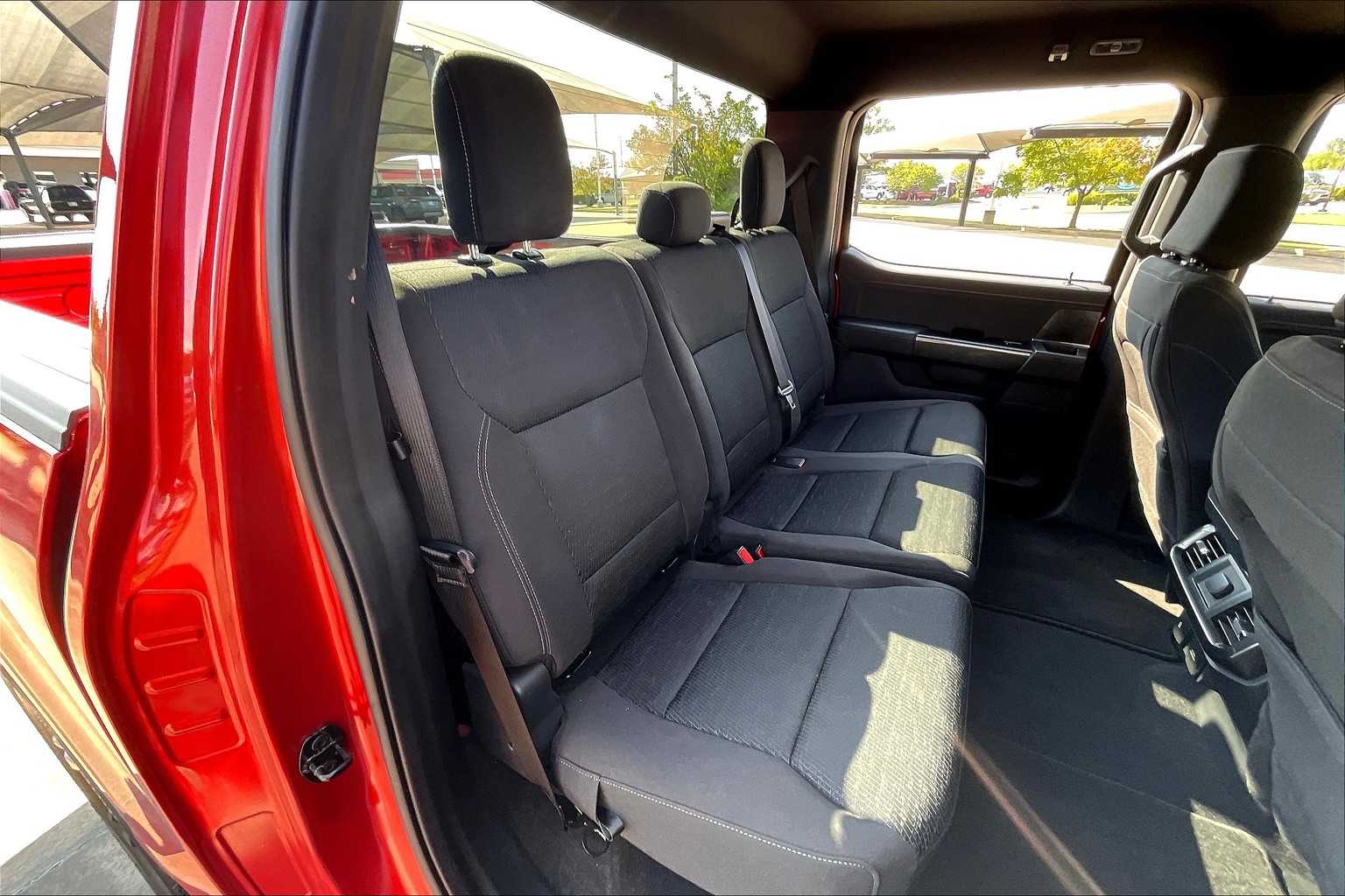 2023 Ford F-150 XLT photo 18