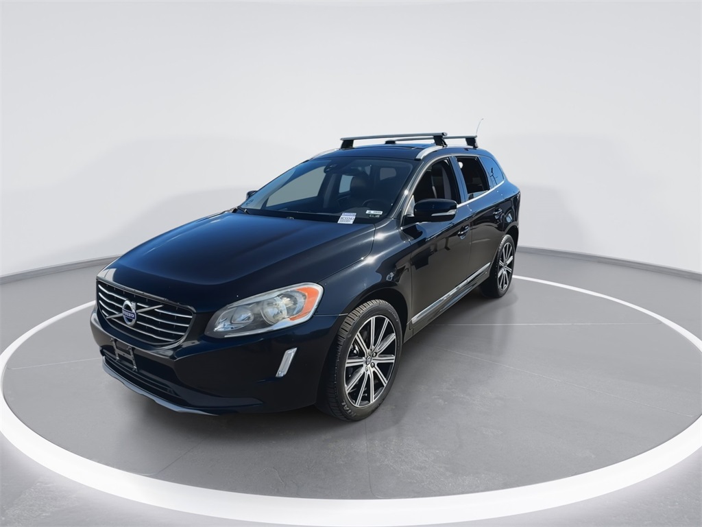 2016 Volvo XC60 T5 Drive-E Premier photo 2