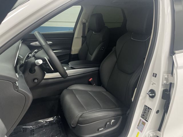 2023 Genesis GV70 2.5T Select photo 4