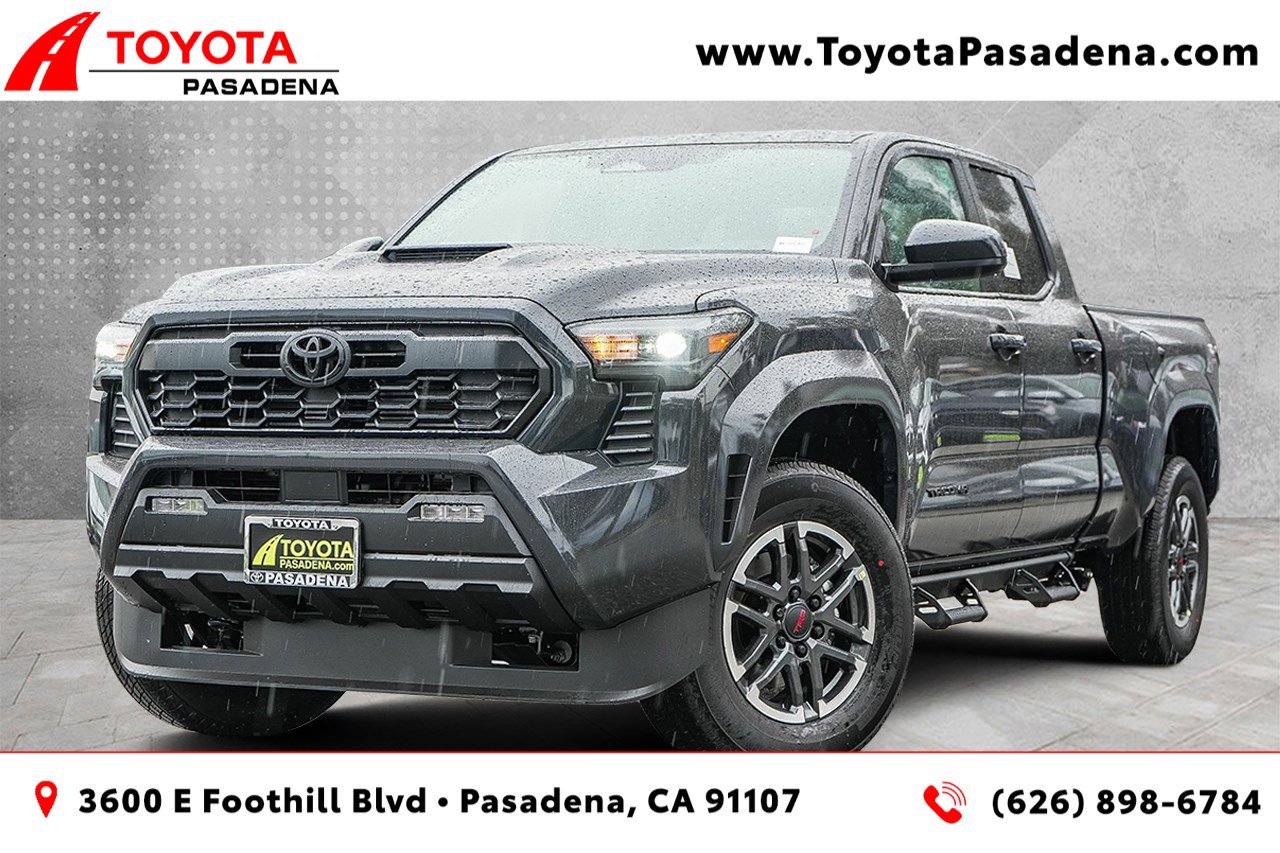 2026 Toyota Tacoma TRD Sport's photo