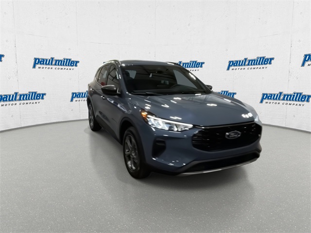 2026 Ford Escape ST-Line photo 3