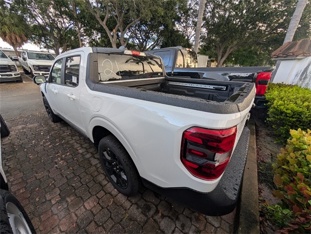 2025 Ford Maverick Lariat photo 3