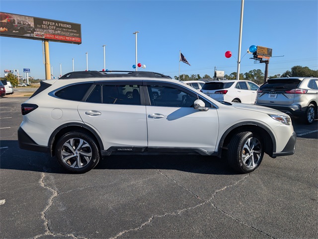 2021 Subaru Outback Limited XT photo 2