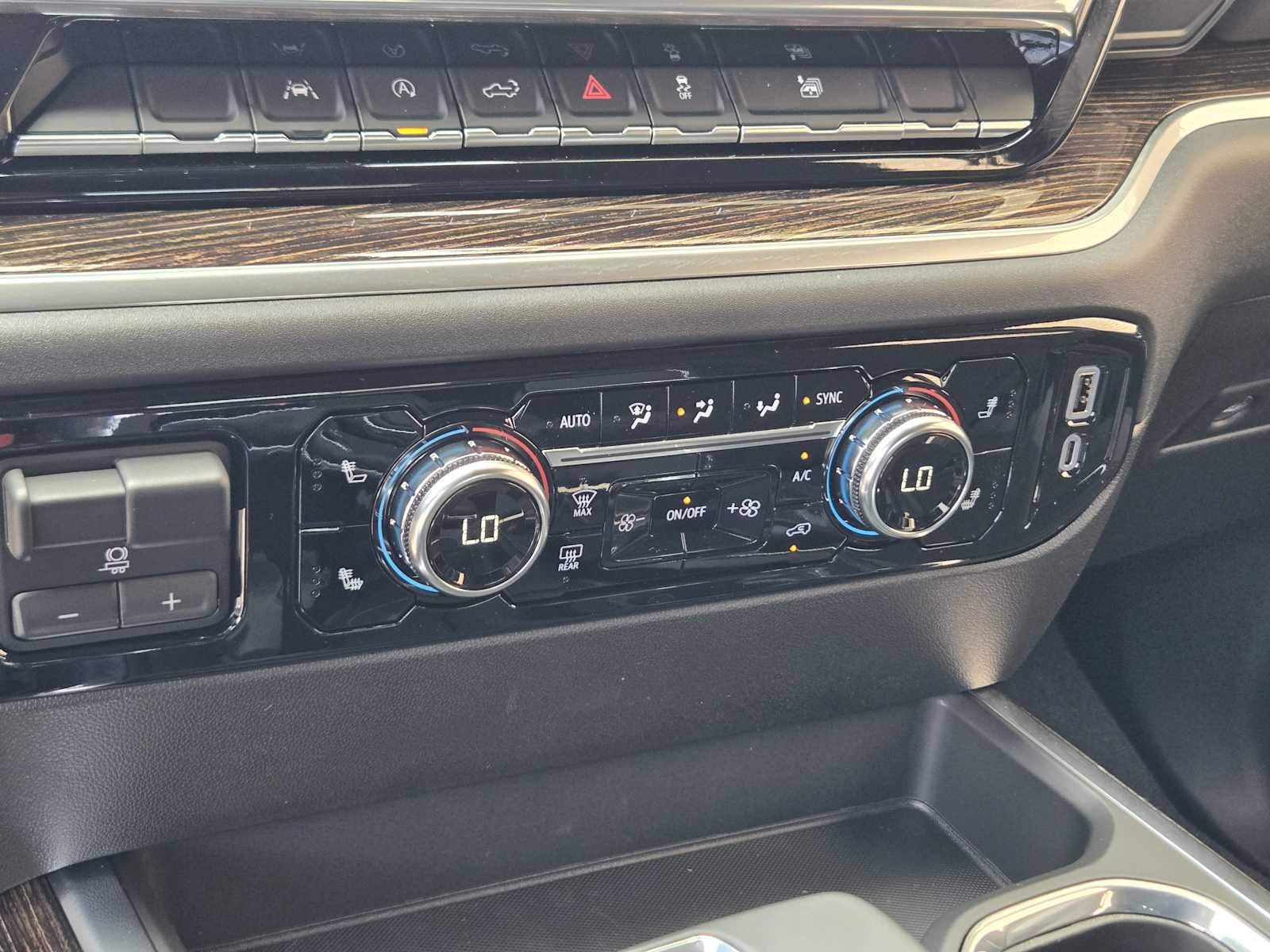 2025 Gmc Sierra 1500 Elevation photo 13